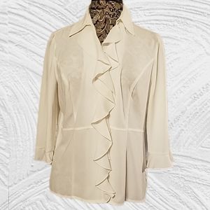 Kathy Che Ruffle Front 3/4 sleeve blouse